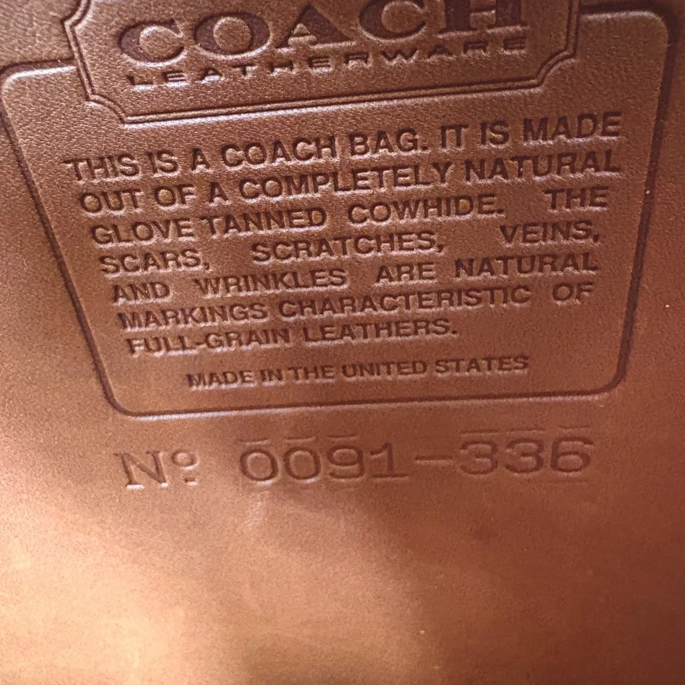 Vintage Coach Devil Wears Prada 2 Metropolitan Messenger Bag - Picture 3 of 12